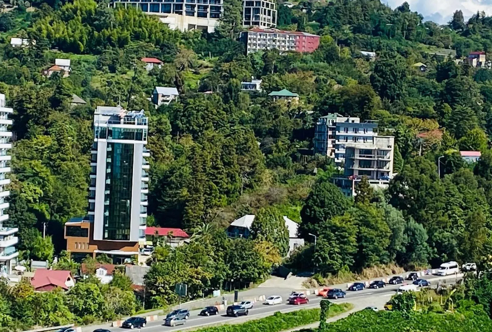 Greenhose 100 One- Bedroom Apartments Batumi
