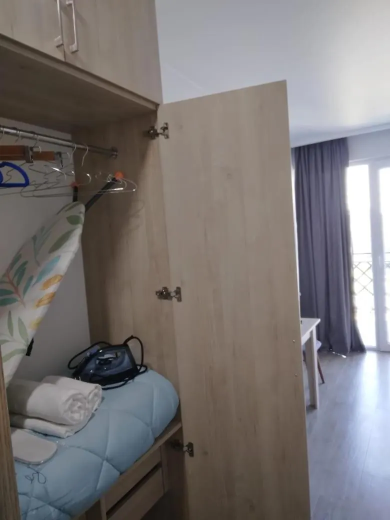 Greenhose 100 One- Bedroom Apartments Batumi